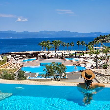 Miraggio Thermal Spa Resort Paliouri Dış mekan fotoğraf The resort's main pool
