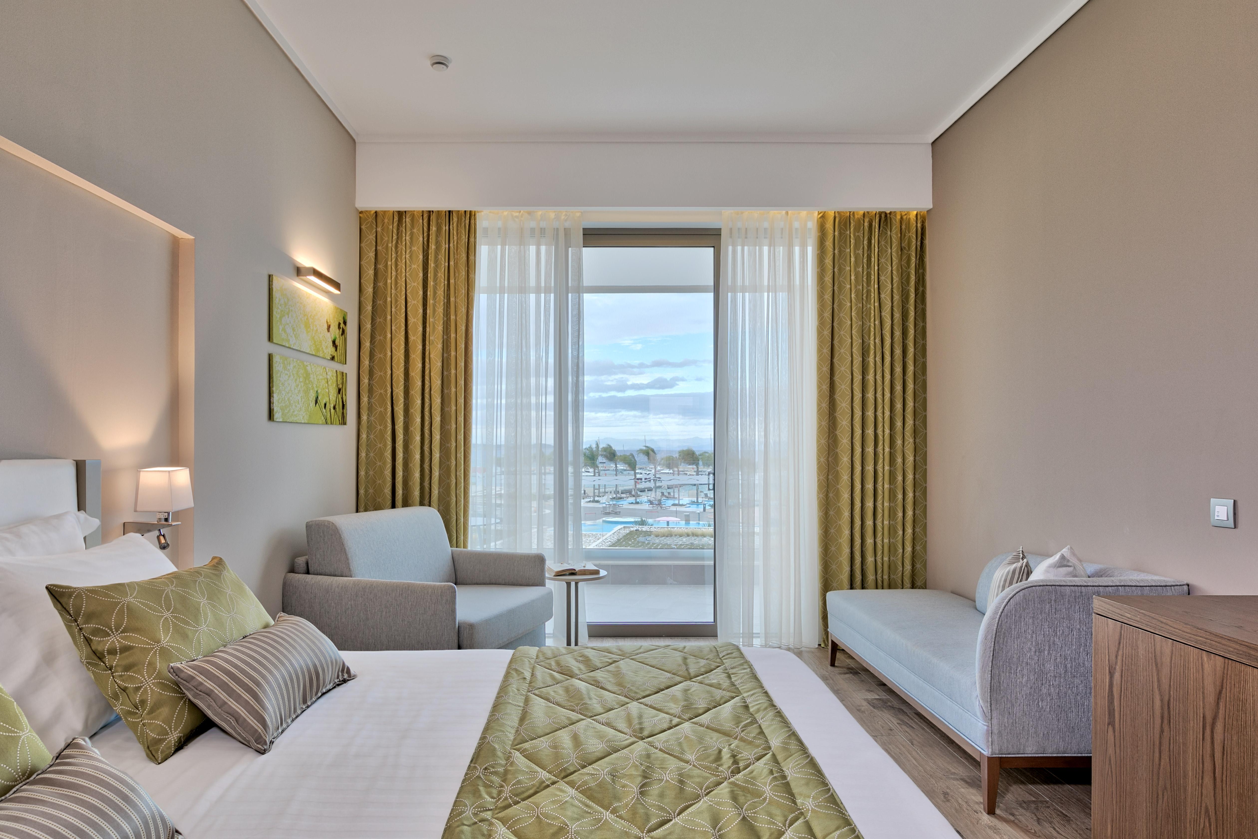 Miraggio Thermal Spa Resort Paliouri Dış mekan fotoğraf A room at the hotel
