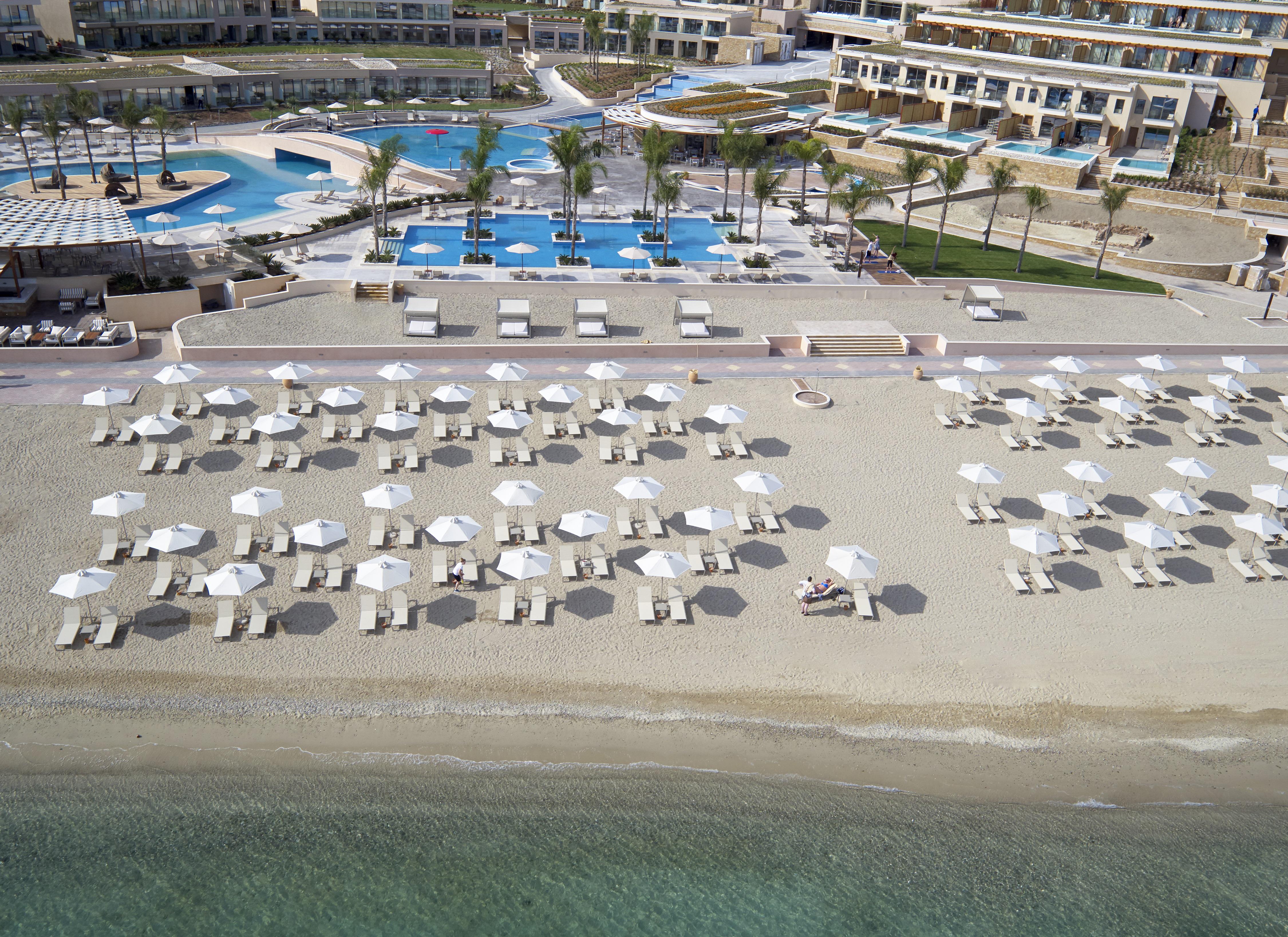 Miraggio Thermal Spa Resort Paliouri Dış mekan fotoğraf The beach at the Grand Palladium Hotel